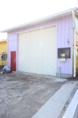 西多摩郡瑞穂町大字長岡長谷部の倉庫