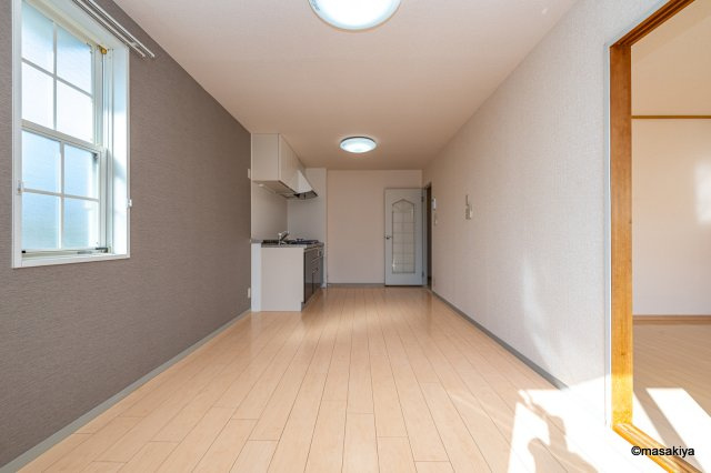 トゥインクル東和田の居間・リビング