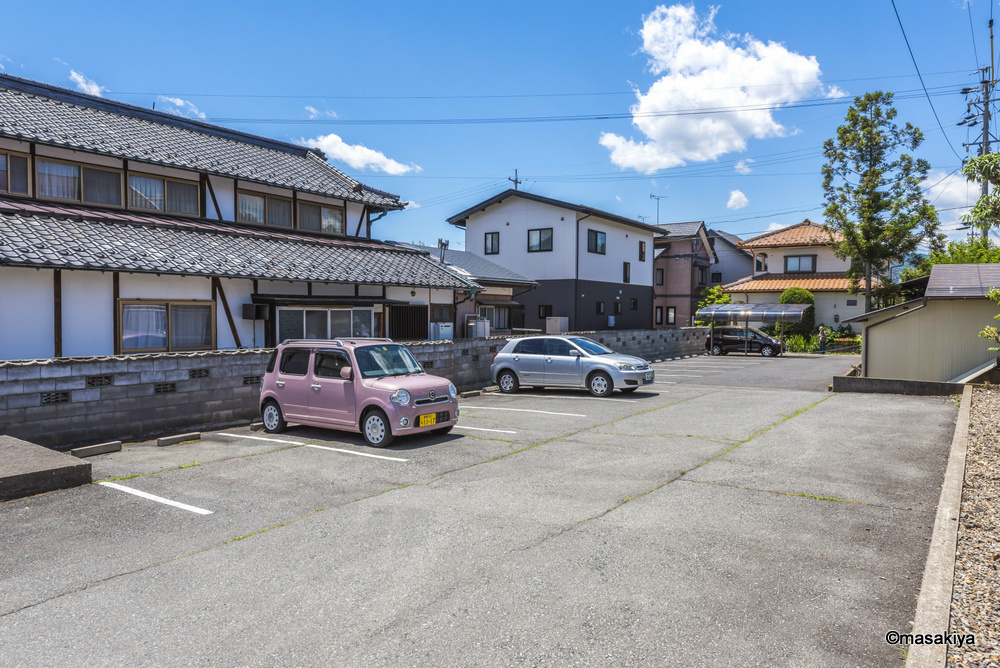 トゥインクル東和田の駐車場|駐車場