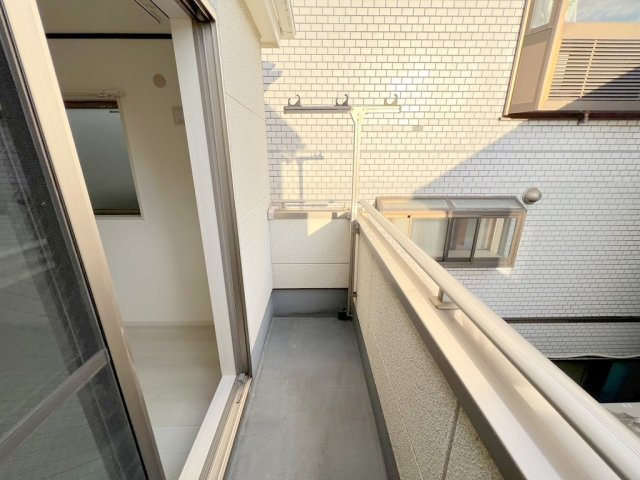 足立区保木間5丁目　中古戸建のバルコニー|南向きバルコニーにて日当たり良好
