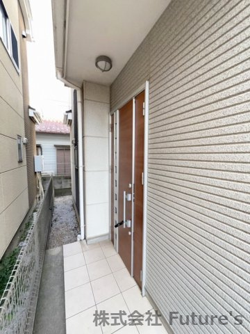 足立区保木間5丁目　中古戸建のエントランス|玄関の写真です