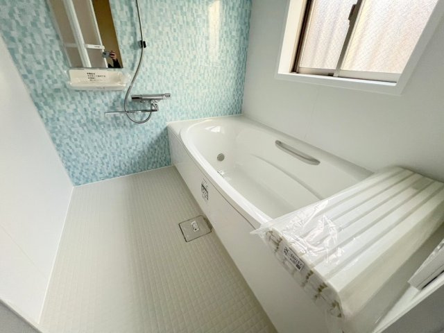 足立区保木間5丁目　中古戸建の浴室|追焚機能が付いた快適な一坪バス