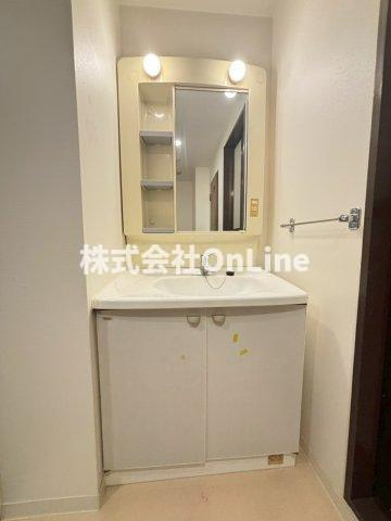 アーバンエース上本町パルの独立洗面台