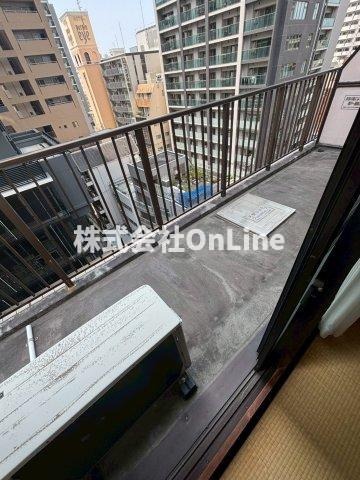アーバンエース上本町パルのバルコニー