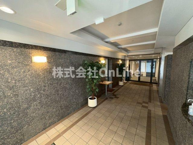 アーバンエース上本町パルのロビー