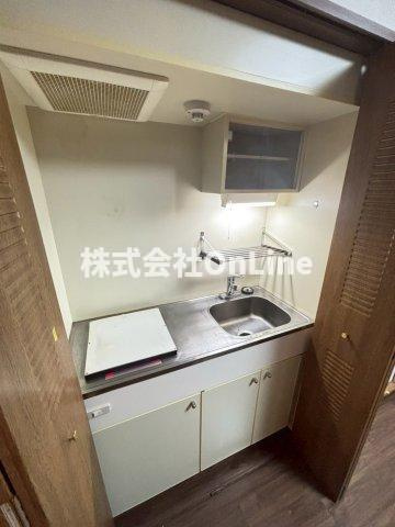 アーバンエース上本町パルのキッチン