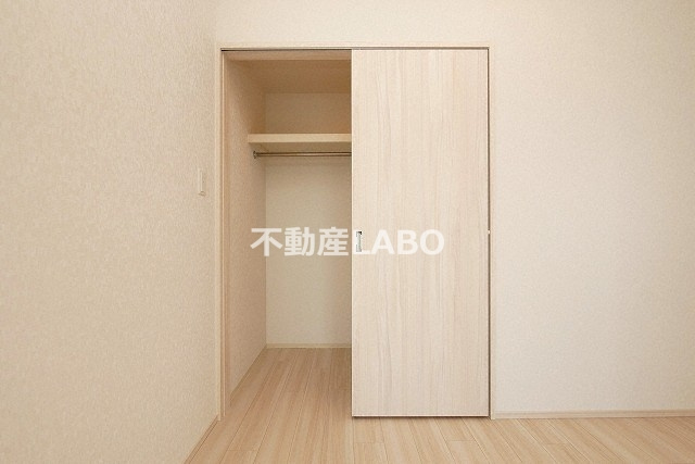 プレジオ弁天町ASIANの収納