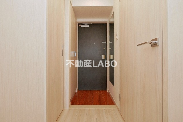 プレジオ弁天町ASIANの玄関