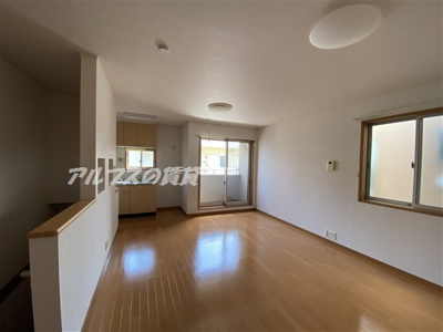 【居間・リビング】 | エースコートA棟