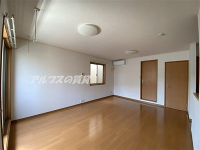 【居間・リビング】 | エースコートA棟