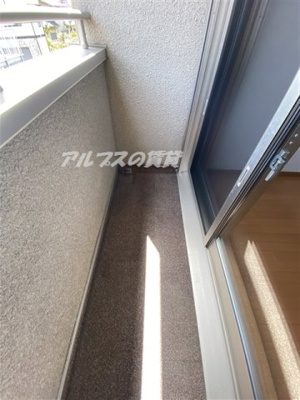 【バルコニー】 | エースコートA棟