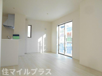 【居間・リビング】 | 郡山市安積町笹川新築一戸建て2棟 | 使いやすい居間です