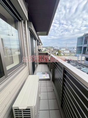 シャーメゾンレジデンス夜明のバルコニー|バルコニー付きです