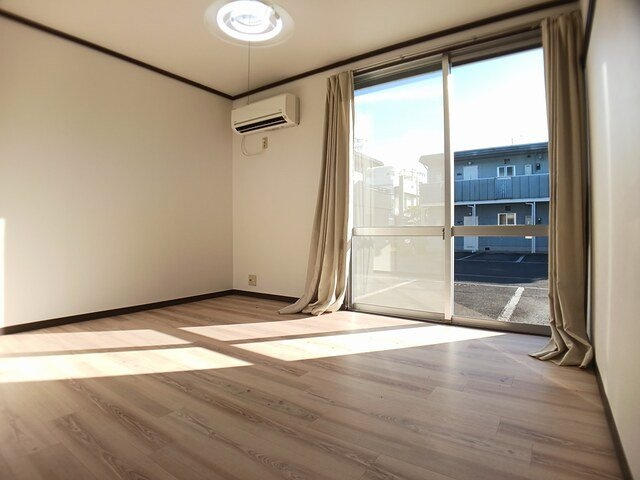 フォーブル日清Ａの居間・リビング