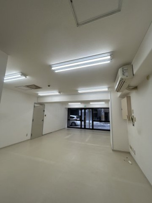 【エントランス】 | メゾン中町