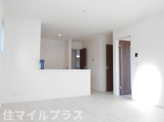 【居間・リビング】 | 郡山市安積町笹川新築一戸建て2棟 | リビングです