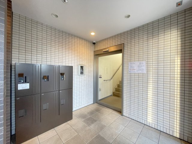 VILLA MISTRALのロビー|オートロック