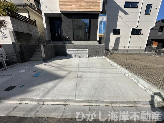 茅ヶ崎市平和町　新築戸建　全２棟の駐車場|駐車スペース