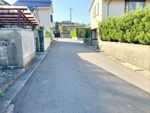 飯塚市大分　中古戸建の前面道路含む現地写真|前面道路の様子です！