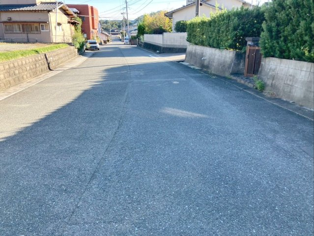 飯塚市大分　中古戸建の前面道路含む現地写真|前面道路の様子です！