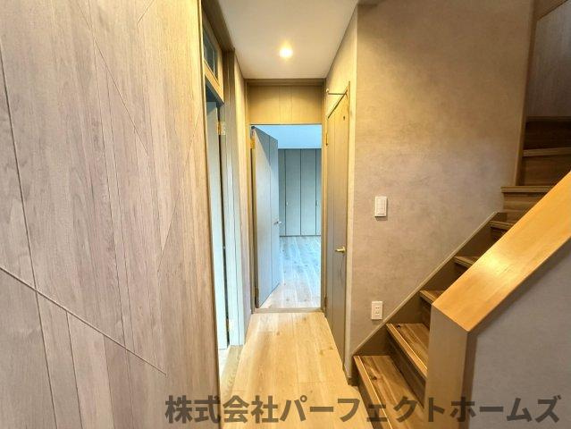 東船橋2丁目戸建の玄関