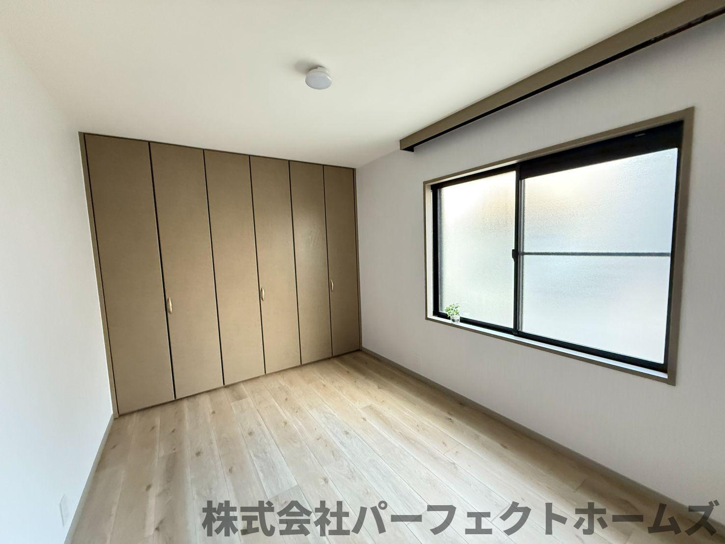 東船橋2丁目戸建の洋室