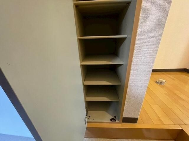 Ｓｕｎ　Ｆｌａｔｓの玄関