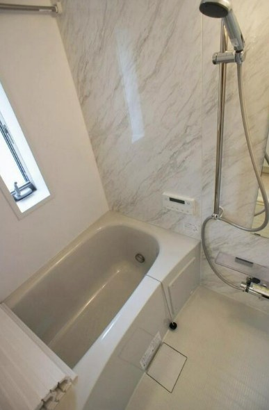 メゾンパルクの浴室