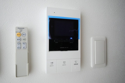 【セキュリティ】 | GROOVE今福鶴見 | モニター付きインターホンです