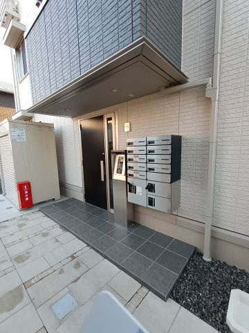 ドマーニのエントランス