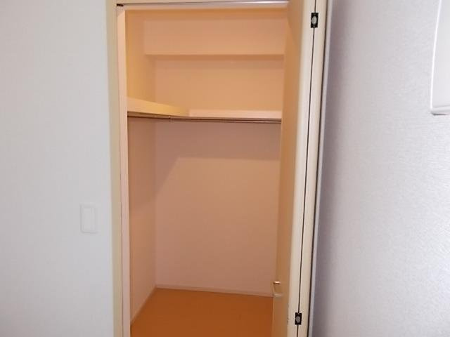 コンフォート北鶉の収納