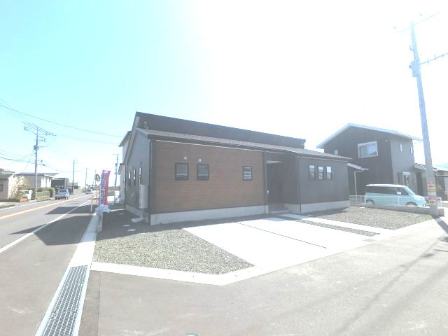 小城市牛津町乙柳2期　9号棟の外観