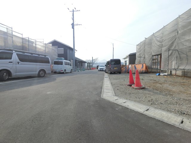 小城市牛津町乙柳2期の前面道路含む現地写真