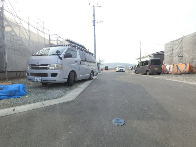 小城市牛津町乙柳2期の前面道路含む現地写真