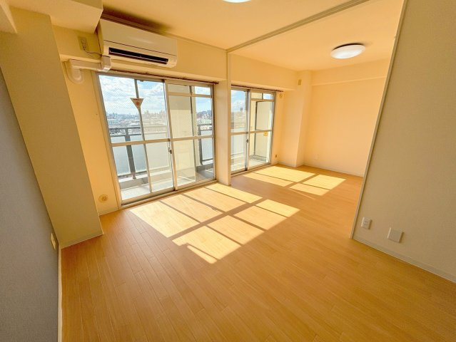 第12高光マンションの洋室