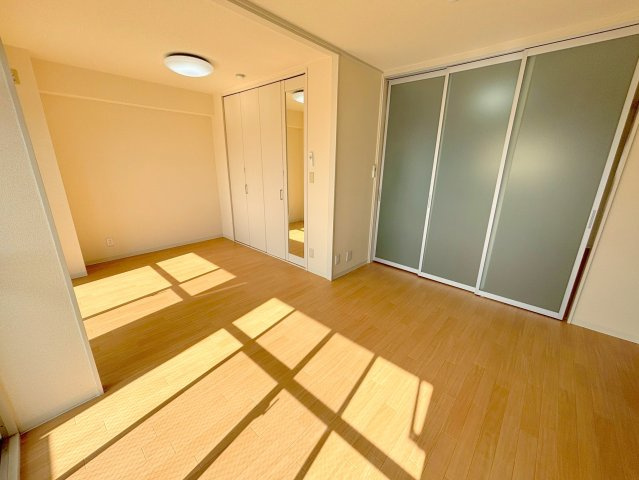 第12高光マンションの洋室