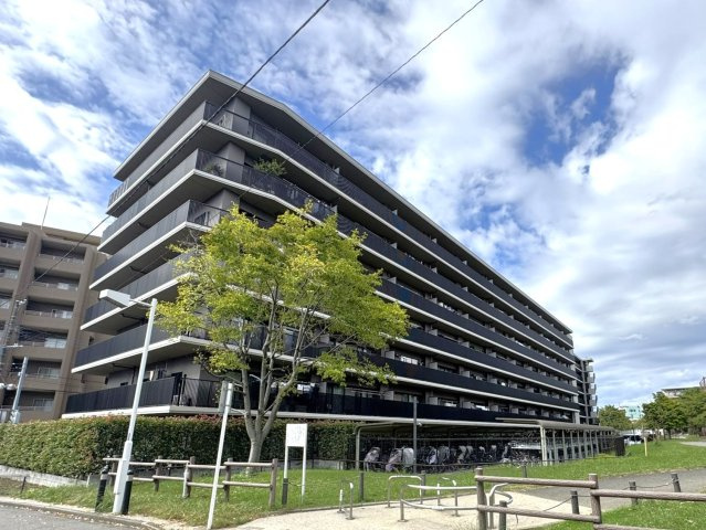 ラ・フォルム新鶴見ラウンドパーク