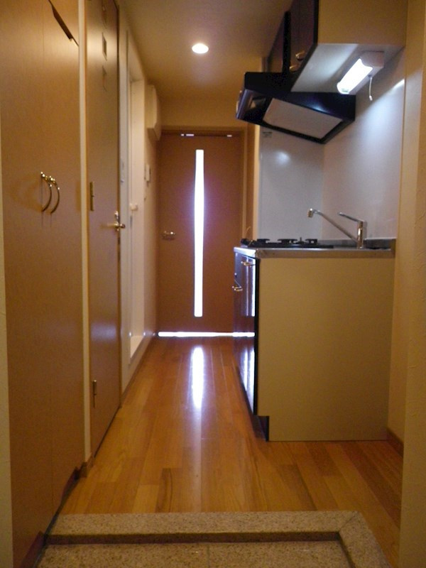 ルーブル中野弥生町の玄関