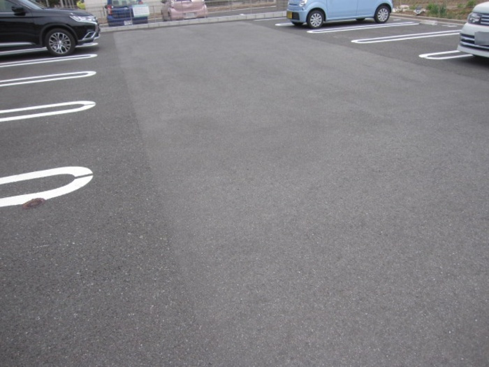 コンフォートの駐車場