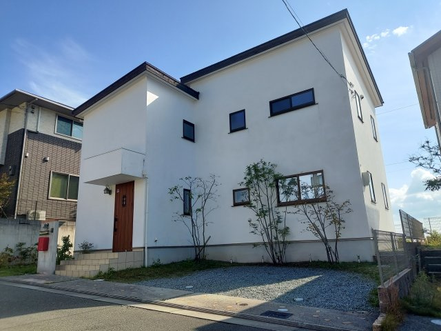 宝塚市山手台東5丁目一戸建