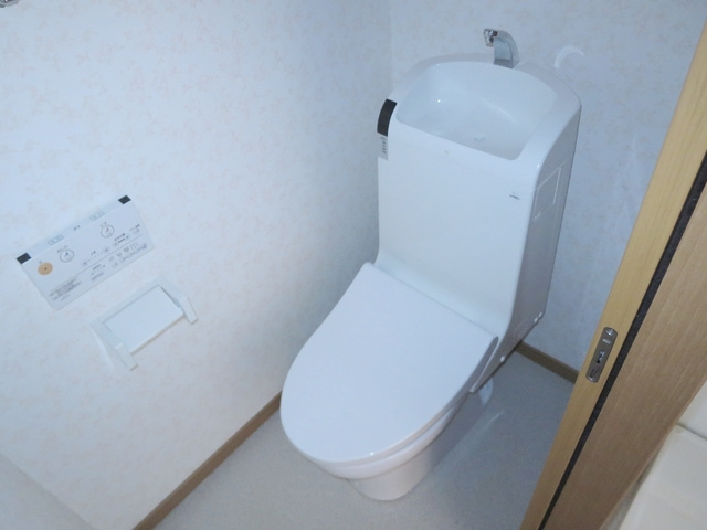 プレミールのトイレ|ウォシュレット付きトイレ。