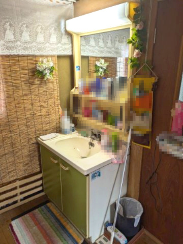 東金市宿　中古戸建の独立洗面台|独立洗面化粧台が付いています