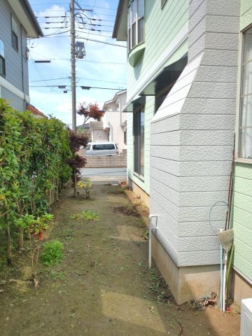 東金市田間2丁目　中古戸建の外観|外壁の暖炉部分