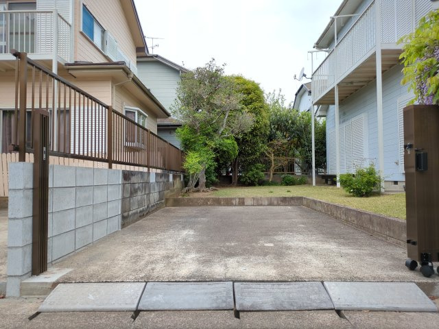 九十九里町片貝　中古戸建の駐車場|駐車場があります