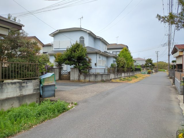 九十九里町片貝　中古戸建の前面道路含む現地写真|前面道路含む現地写真です