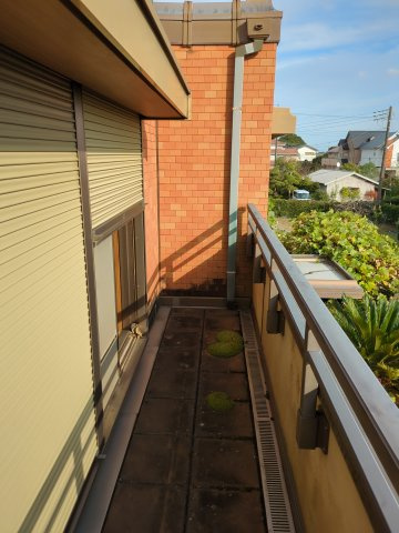 山武市成東　中古戸建のバルコニー|バルコニーからの眺めを楽しみながら食事をしませんか