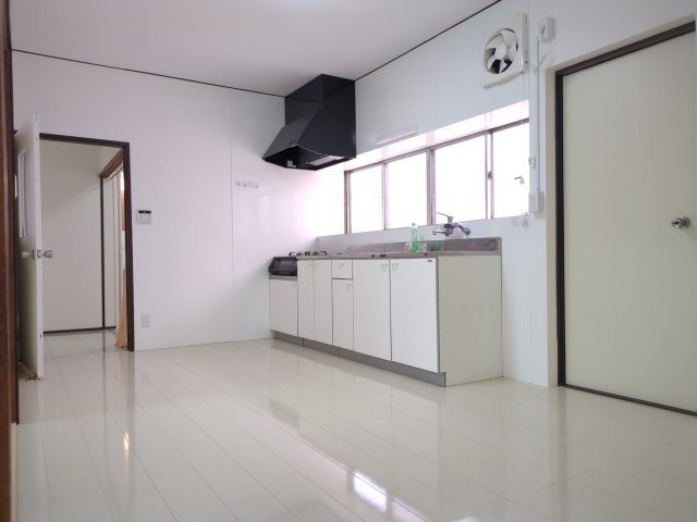 大網白里市永田　事務所付中古戸建のキッチン|使いやすいキッチンです