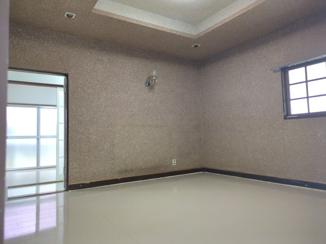 大網白里市永田　事務所付中古戸建の洋室|洋室です