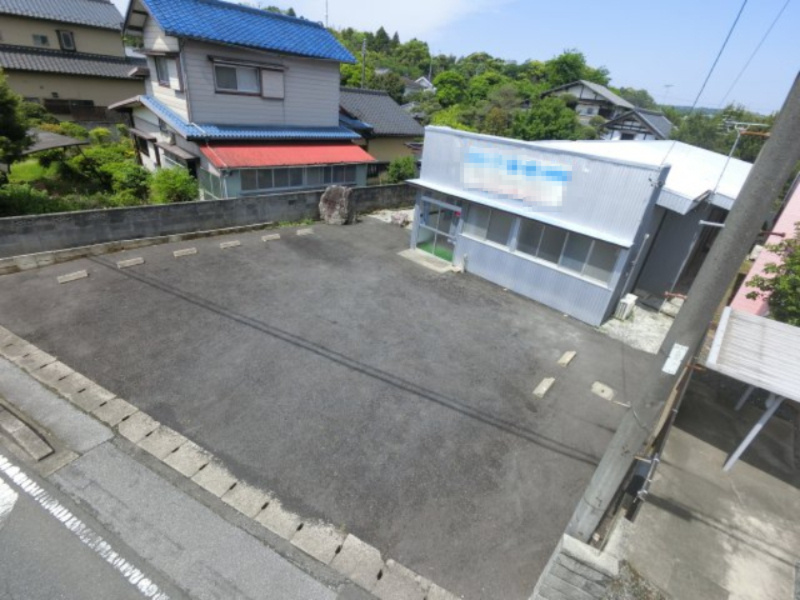 大網白里市永田　事務所付中古戸建の前面道路含む現地写真|前面道路含む現地写真です