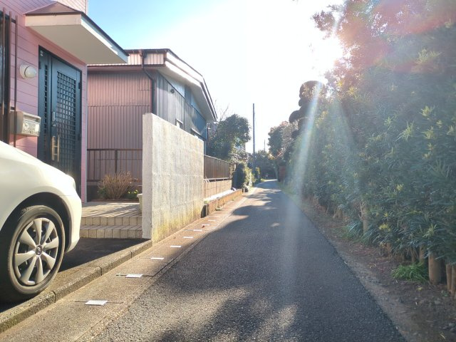 大網白里市永田　事務所付中古戸建の前面道路含む現地写真